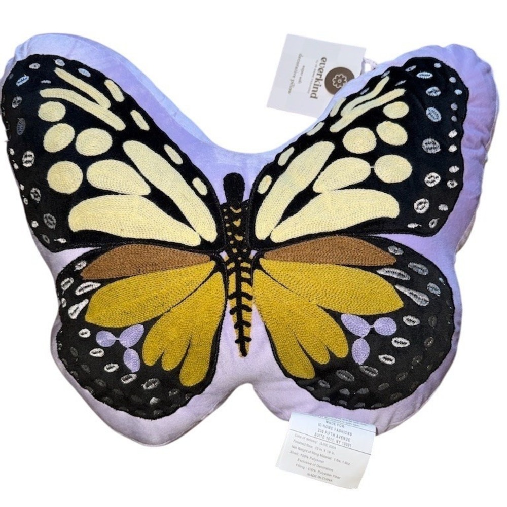 Everkind Decorative Throw Pillow Butterfly‎ Purple Plush 15x19 bed sofa nursery